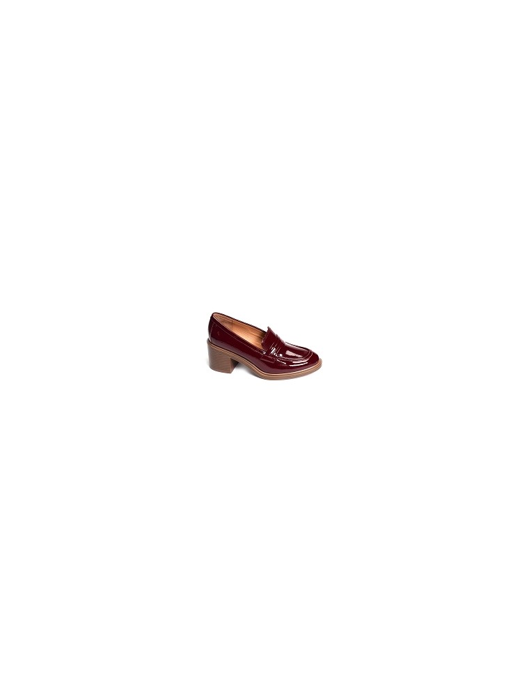 MOCASSINS à TALONS GOLDEN VERNIS BORDEAUX