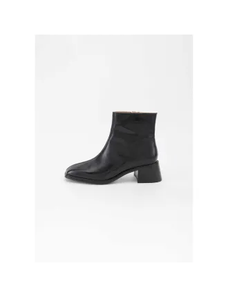 BOOTS PARIS EMILIE KARSTON VERNIS NOIR